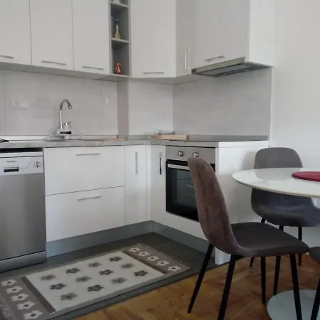 Apartman Eleni